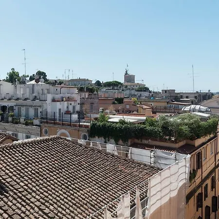 The Spanish Steps Grand Penthouse Apartment