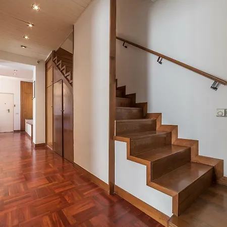 The Spanish Steps Grand Penthouse Daire