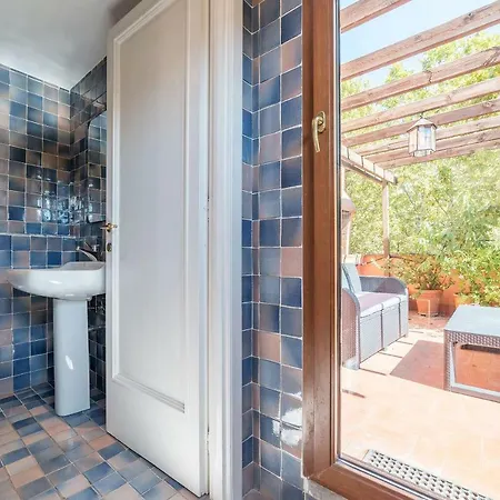 The Spanish Steps Grand Penthouse Rome